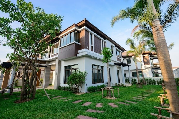 The Ultimate Guide to Investing in Property